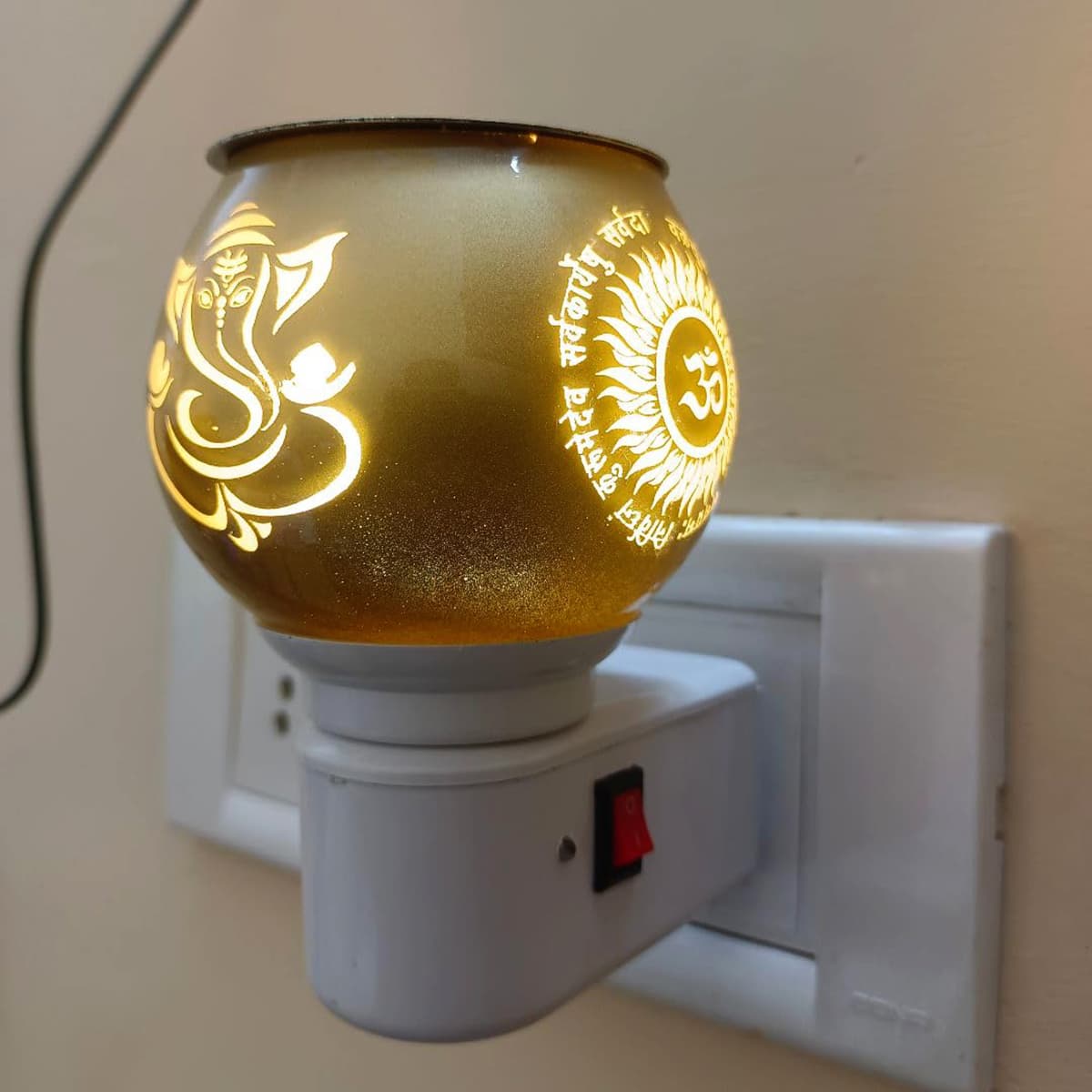 Electric Kapoor Dani Lord Ganesh Aroma Diffuser | Ceramic Incense Burner with Night Lamp